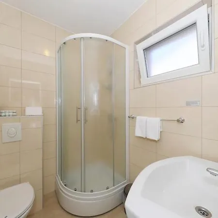 Dalmatia In With Pool, Cleaning Included